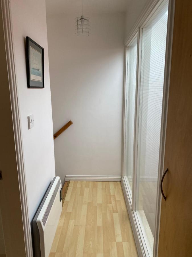 Village Centre Apartment Lahinch Ngoại thất bức ảnh