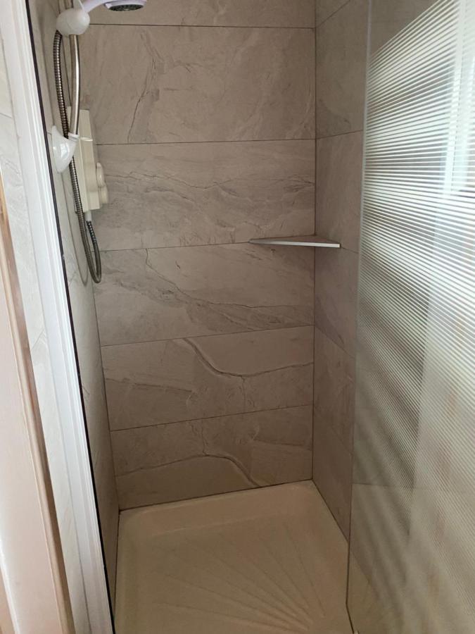 Village Centre Apartment Lahinch Ngoại thất bức ảnh